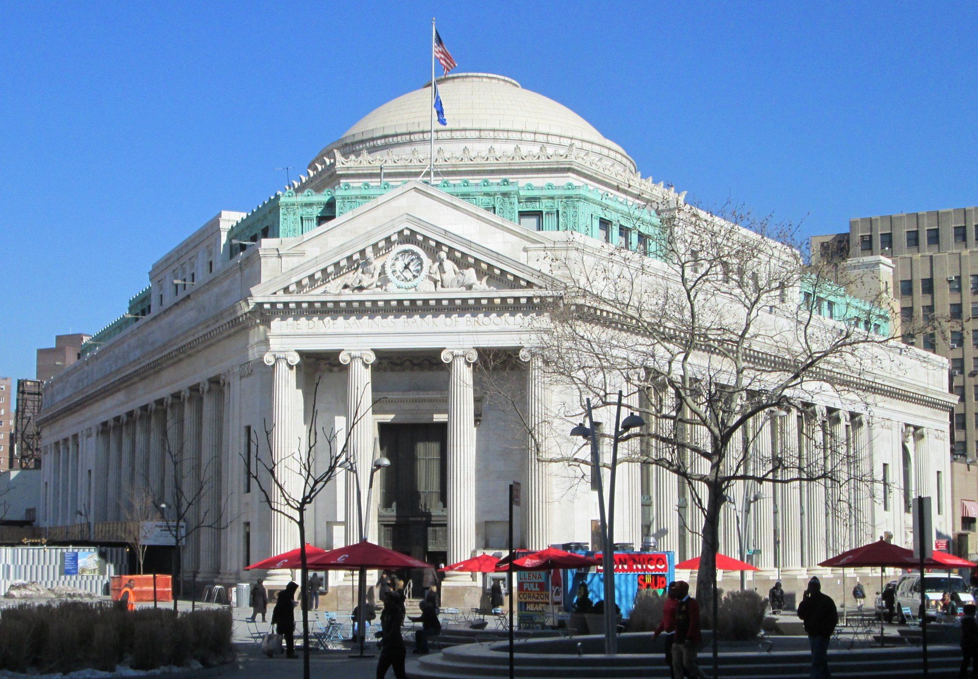Dime Savings Bank Brooklyn, a Wikimedia Commons photograph in Michael Stern's encyclopedia