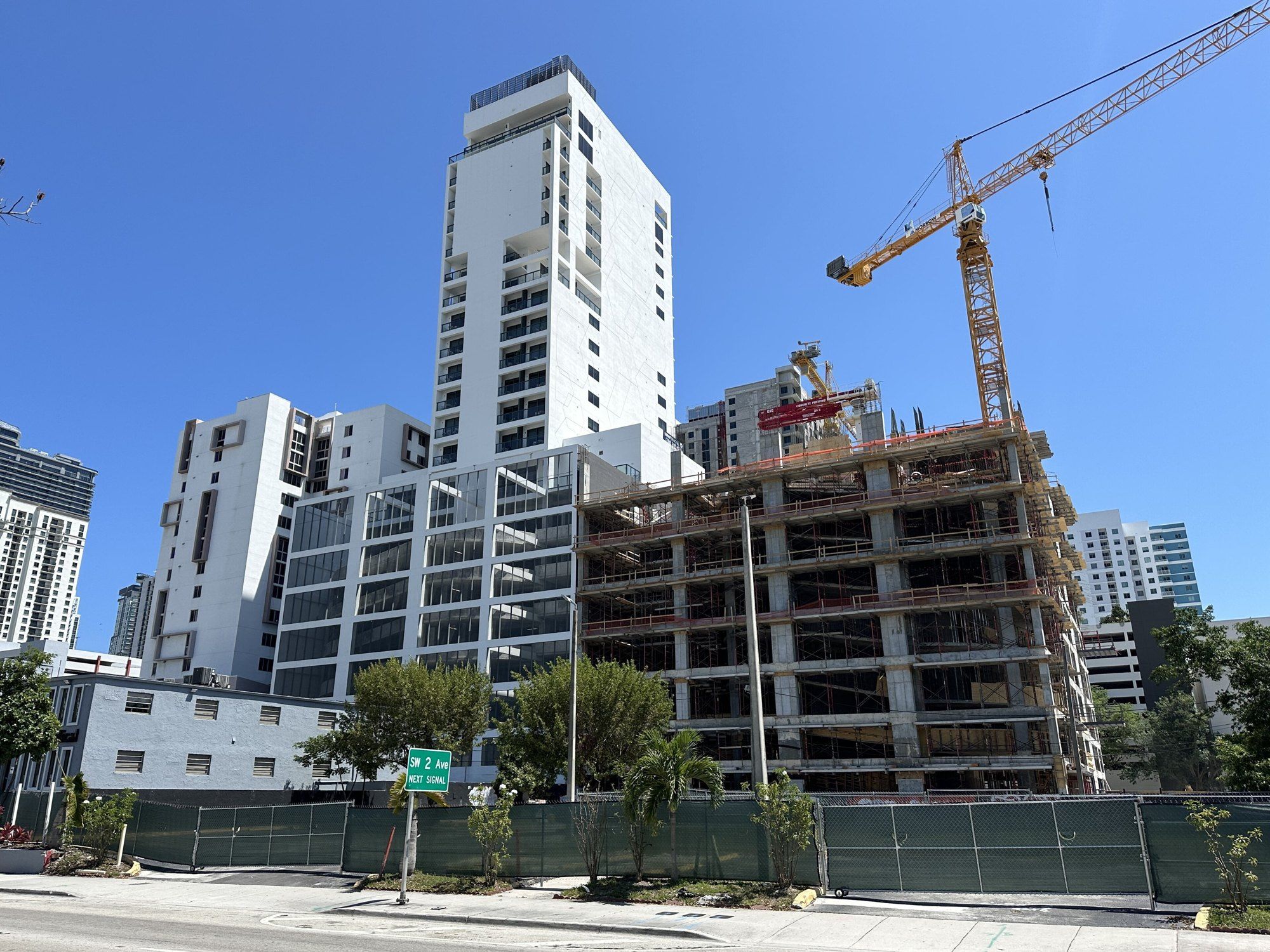 Brickell Construction, Miami 21 April 2024, a Wikimedia Commons photograph in Michael Stern's encyclopedia